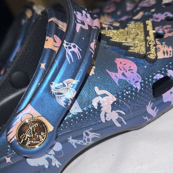 M4/W6 Disney Crocs Grand Finale 50th Anniversary Clogs - Picture 12 of 16